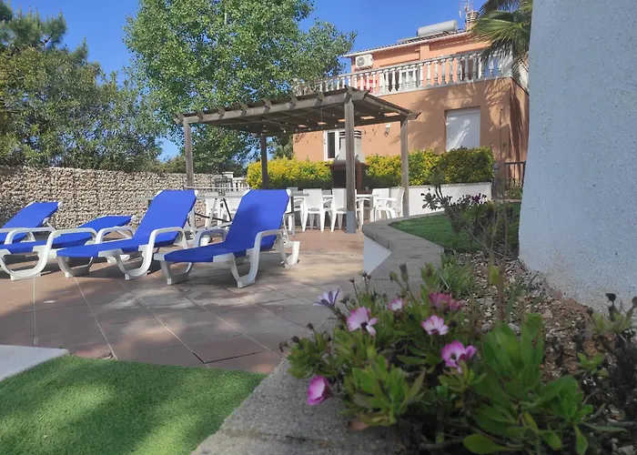 Marimuntanya Villa *